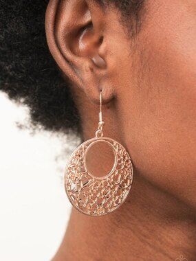 Paparazzi Jewelry Accessories - Vineyard Romance - Rose Gold Earrings - Vintage
